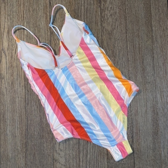 H&M striped one piece swim suit - Picture 2 of 4
